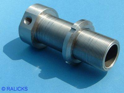 CNC-gedrehter Gewindebolzen mit Nutmutter - &copy; RALICKS 2003